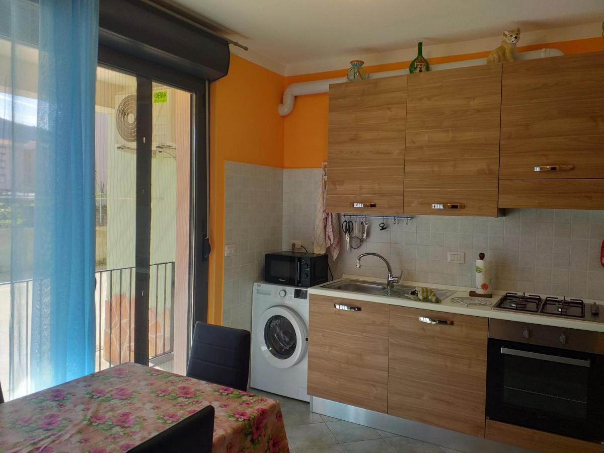 Orange House Apartment Bosa Luaran gambar